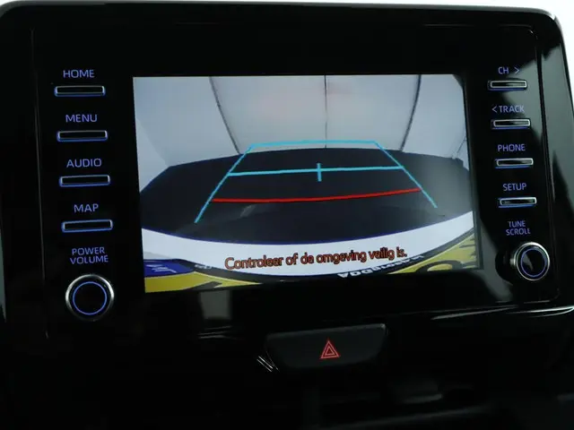 Toyota Yaris 1.5 Hybrid Dynamic 2021 Hybride Benzine 8
