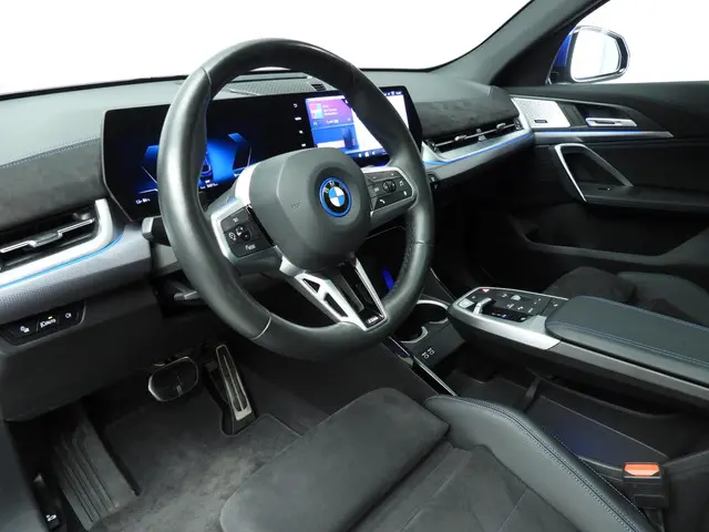 BMW iX2 eDrive20 2024 Elektrisch 6