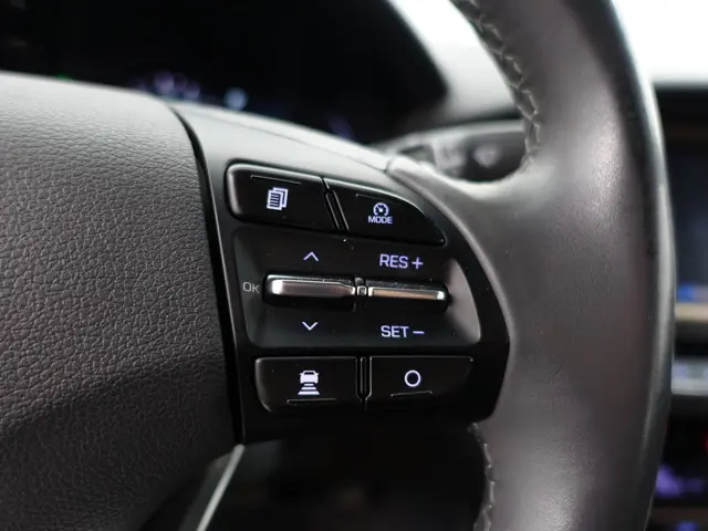 Hyundai IONIQ Premium EV Aut- 2018 Elektrisch 16