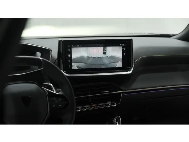 Peugeot 2008 PureTech 130 EAT8 GT 2024 Benzine 65