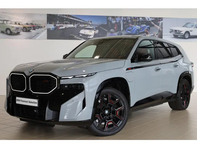 BMW XM Label Red 2024 Hybride Benzine 37