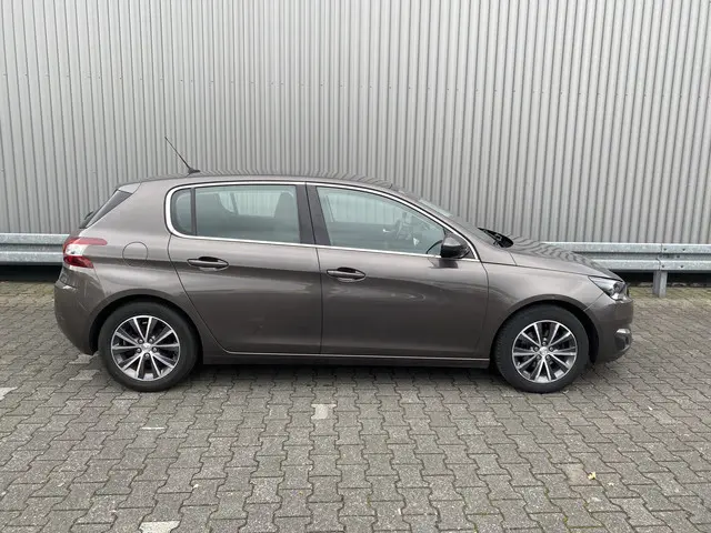 Peugeot 308 1.6 THP Blue Lease 2013 Benzine 10