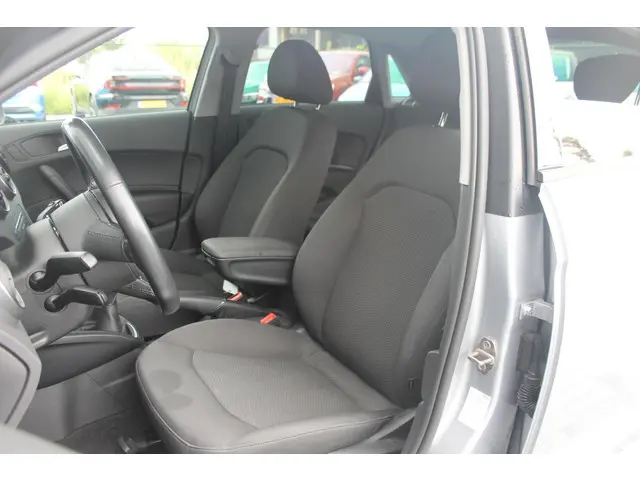 Audi A1 Sportback 1.0 TFSI Pro Line 2018 Benzine 11