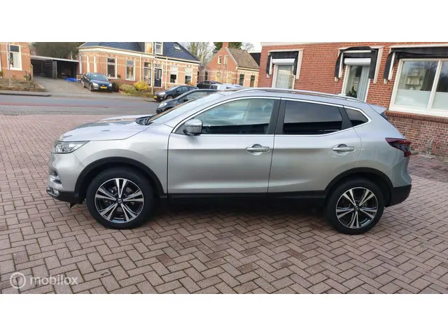 Nissan QASHQAI 1.3 MHEV Business Design 2021 Benzine 6