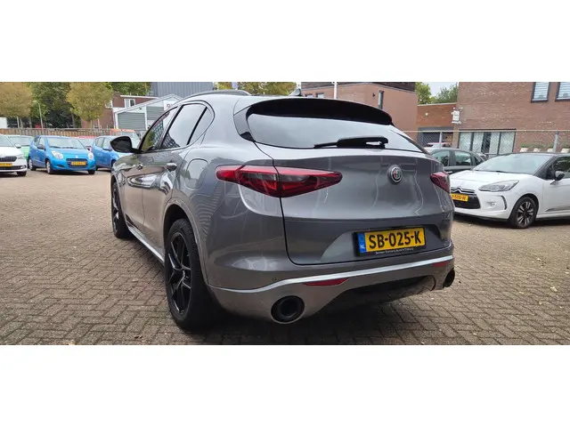 Alfa Romeo Stelvio 2.0 T AWD Super 2018 Benzine 4