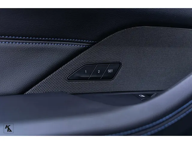 BMW 4 Serie Coupé 420d High Executive 2022 Diesel 34