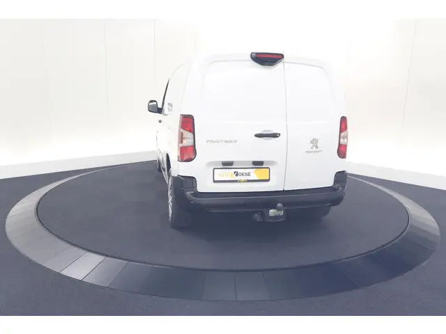 Peugeot Partner 1.5 BlueHDi 100 S&S L1 2023 Diesel 11