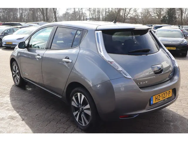 Nissan Leaf Tekna 30 kWh 2016 Elektrisch 8