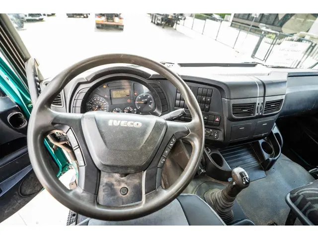 Iveco Trakker 360-6x4-PALFINGER 2015 Diesel 15