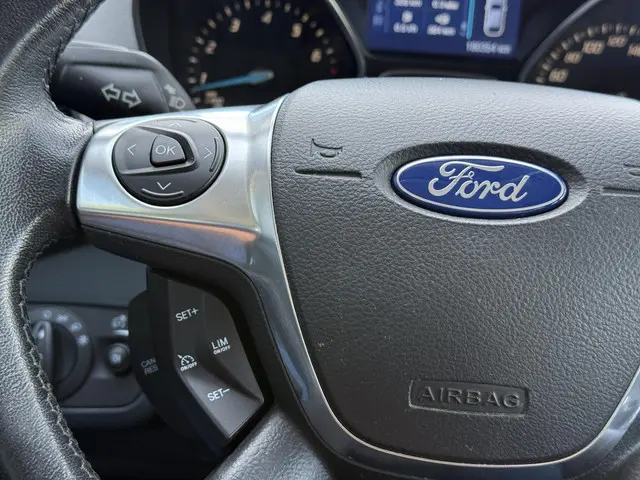 Ford C-MAX 1.0 Titanium 2014 Benzine 14