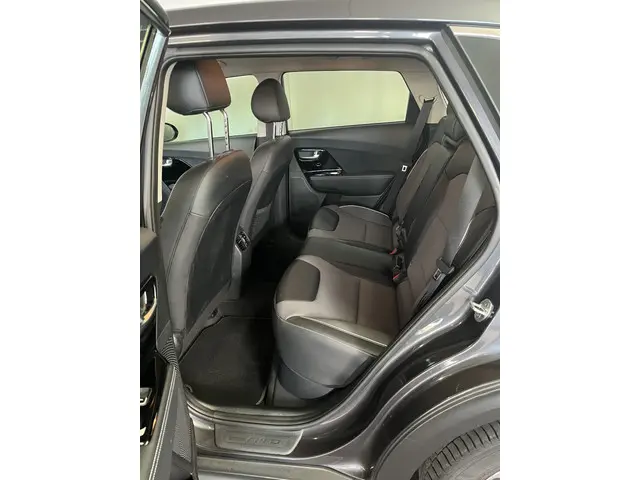 Kia e-Niro DynamicLine 64 kWh 2020 Elektrisch 6