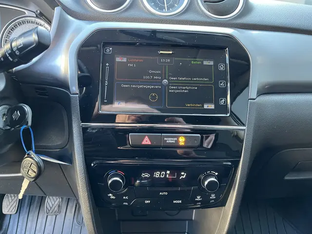 Suzuki Vitara 1.0 B.jet Select 2019 Benzine 8