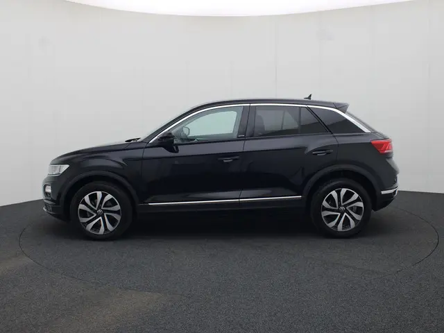 Volkswagen T-Roc 1.5TSI/150PK Active DSG 2022 Benzine 28