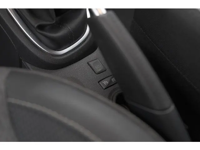 Renault Captur TCe 90 Intens 2019 Benzine 42