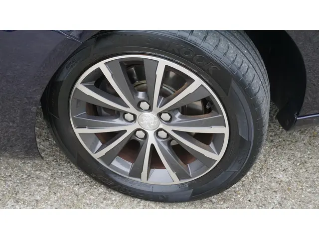 Peugeot 308 1.2 131pk 5Drs PureTech Allure 2016 Benzine 39