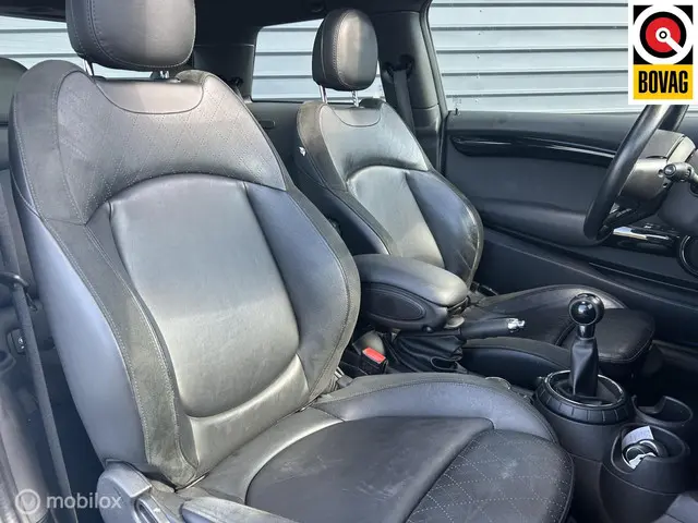 MINI Cooper Mini 1.5 Chili Business 2015 Benzine 15