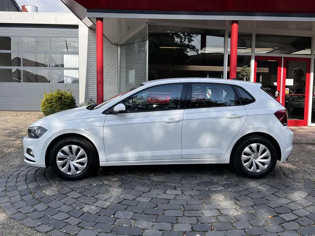 Volkswagen Polo 1.0 MPI Comfortline 2019 Benzine 2