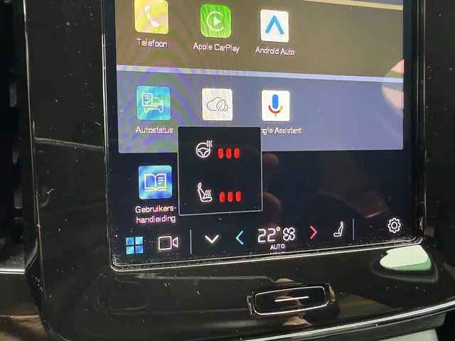 Volvo XC40 2.0 B4 Plus Dark 2022 Benzine 20