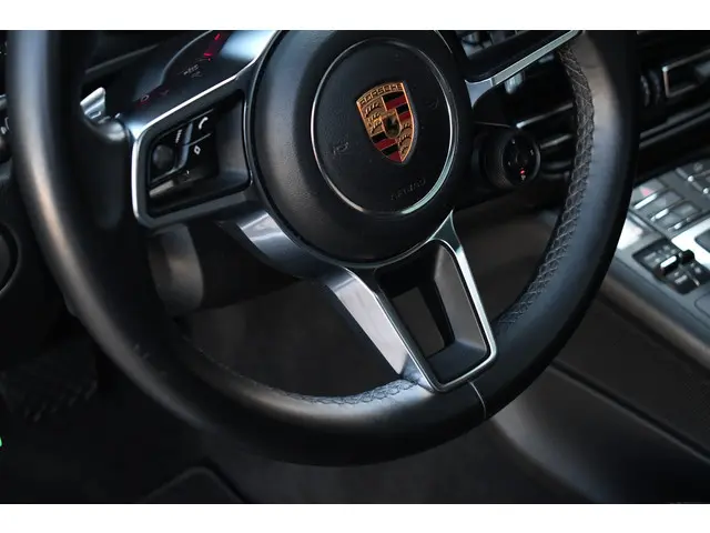 Porsche Macan 2.0 PDK 2019 Benzine 55