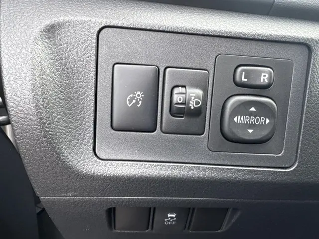 Toyota Verso 1.6 VVT-i Comfort 2014 Benzine 11