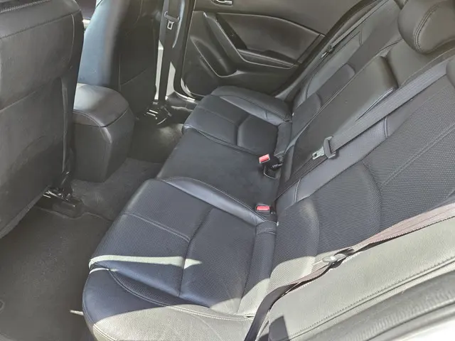 Mazda 3 2.2 SkyActiv-D 150 GT-M 2018 Diesel 14