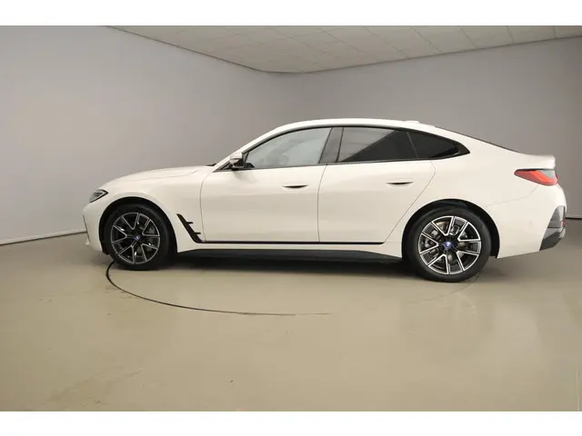 BMW i4 Gran Coupe eDrive35 2024 Elektrisch 4