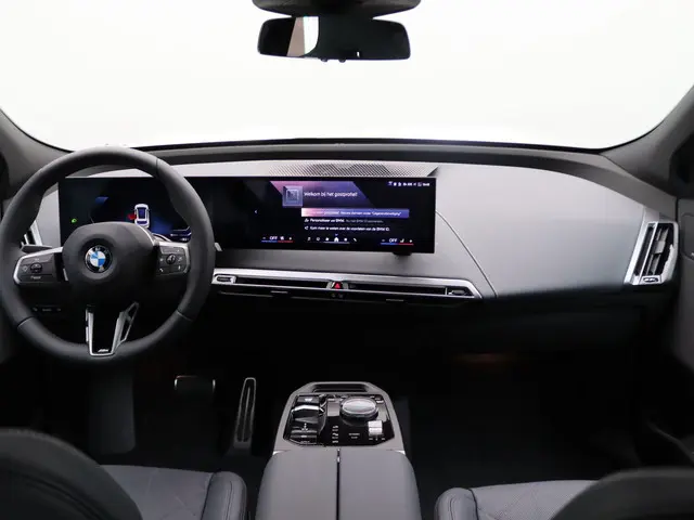 BMW iX xDrive60 2026 Elektrisch 14
