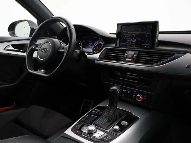 Audi A6 Avant 3.0 TDI V6 218 PK QUATTRO AUT. 2017 Diesel 4