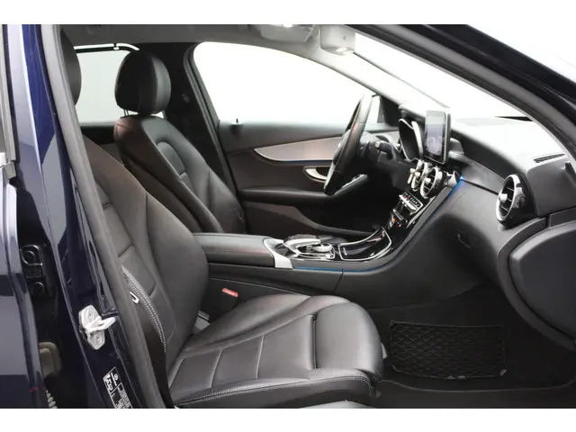 Mercedes-Benz C-Klasse Estate 250 Prestige 2015 Benzine 15