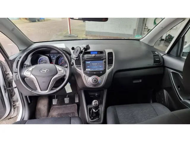 Hyundai ix20 1.4i i-Magine 2014 Benzine 22