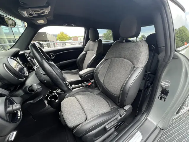 MINI Cooper Mini 1.5 Business 2017 Benzine 7