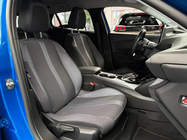Peugeot e-2008 EV Allure 50 kWh 2020 Elektrisch 23