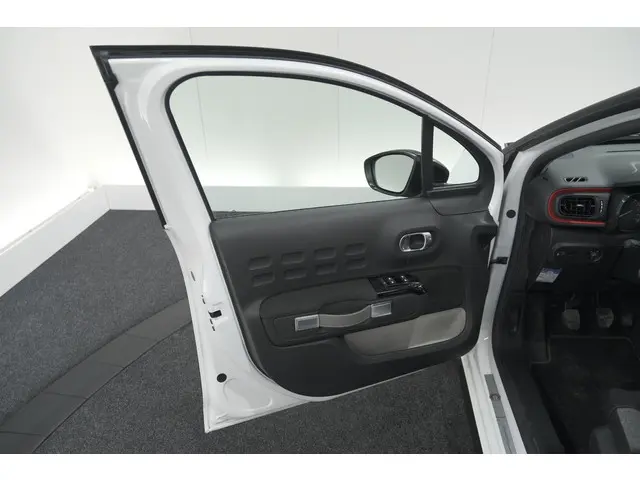 Citroën C3 PureTech 82 C-Series 2021 Benzine 60