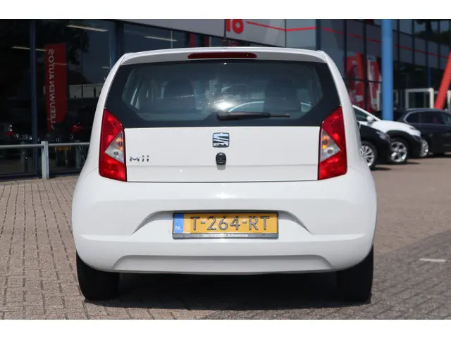 SEAT Mii 1.0 Style 2014 Benzine 13