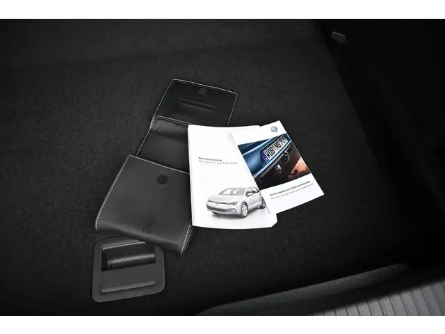 Volkswagen Golf 1.5 TSI 2021 Benzine 13