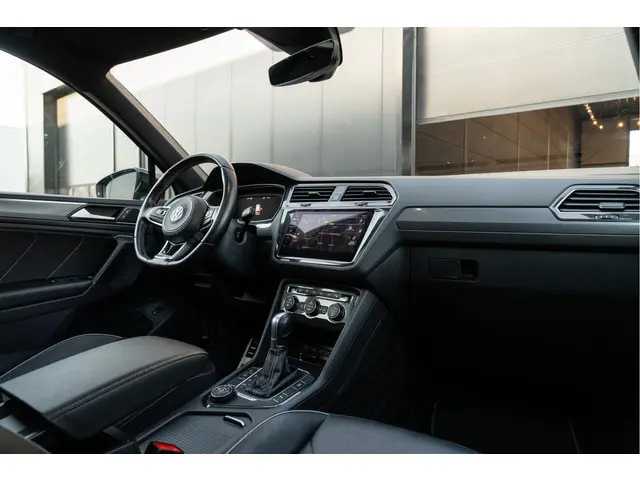 Volkswagen Tiguan 2.0 TSI 4Motion | 3X R-Line 2019 Benzine 9