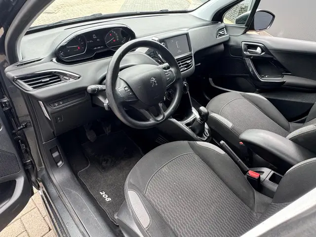 Peugeot 208 1.2 PureTech / Navi / Pdc / Nap 2016 Benzine 4
