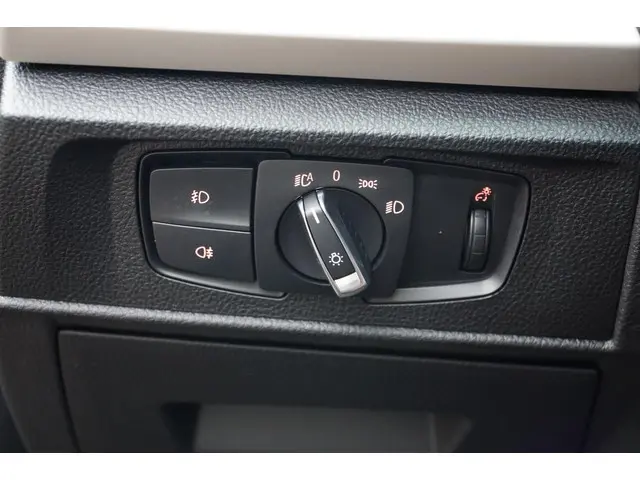 BMW 2 Serie Cabrio 220i EERSTE EIGENAAR 2015 Benzine 19