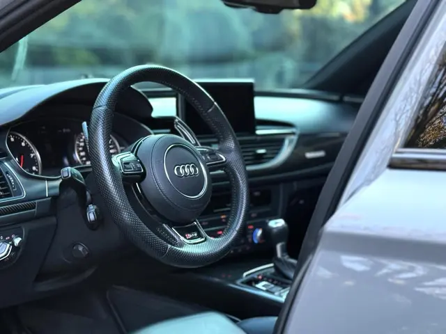 Audi RS6 Avant 4.0 TFSI RS 6 / Full options! 2014 Benzine 80