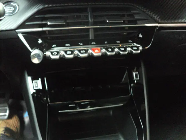 Peugeot 2008 1.2 GT 2020 Benzine 16