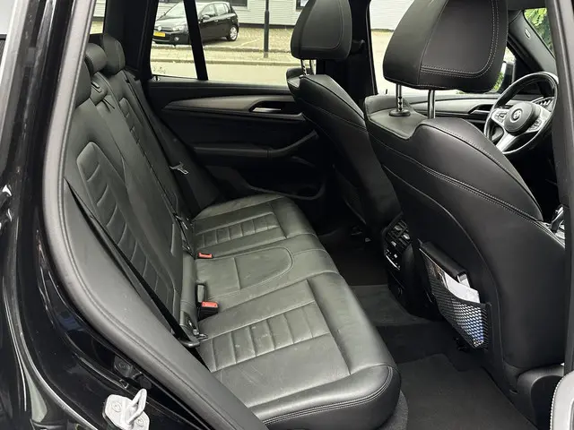 BMW X3 xDrive30i High Executive 2019 Benzine 15