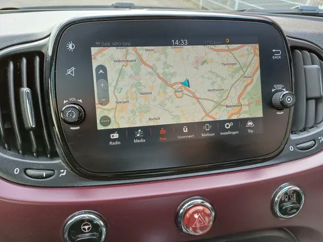 Fiat 500 1.2 Lounge 2020 Benzine 23