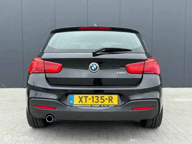 BMW 1 Serie 118i Executive VERKOCHT! 2017 Benzine 6