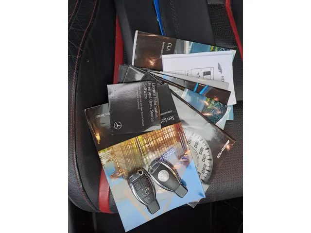 Mercedes-Benz CLA AMG 45 4MATIC 2016 Benzine 32