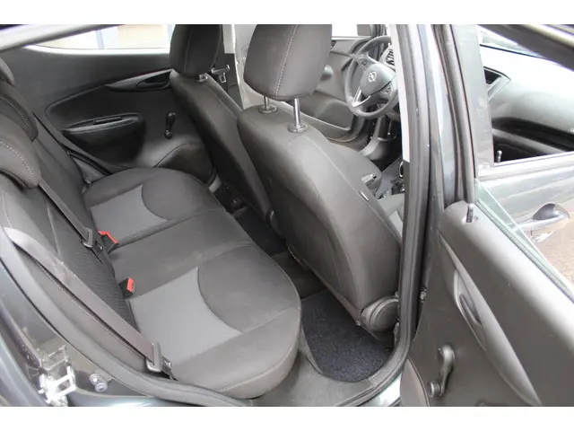 Opel KARL 1.0 ecoFLEX Edition 2018 Benzine 17