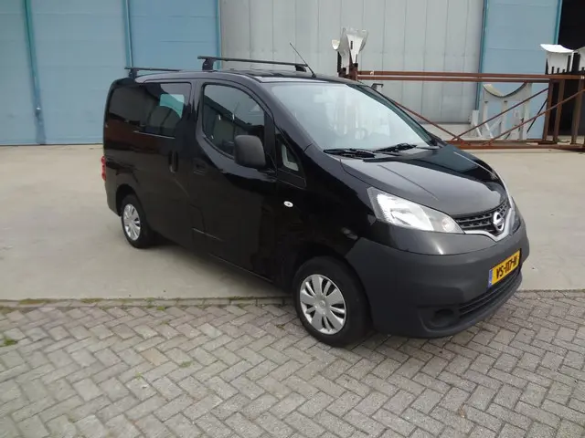 Nissan NV200 2