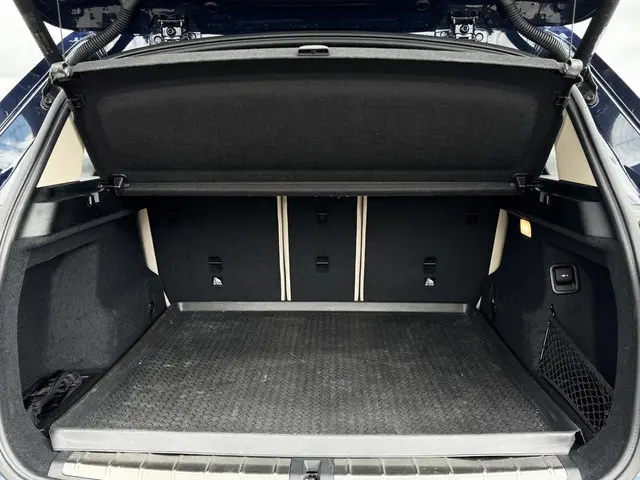 BMW X1 sDrive20i High Executive 2019 Benzine 16