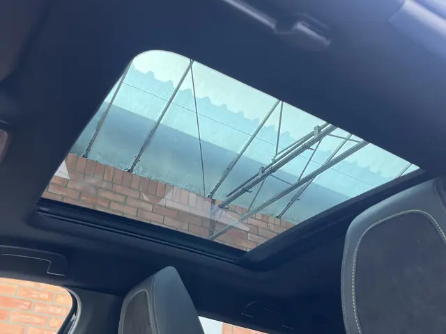 Peugeot e-2008 EV GT Pack 50 kWh 2022 Elektrisch 29