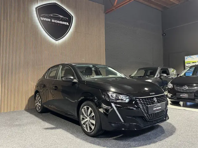Peugeot 208 1.2 PureTech Active Outlaw Edtion 2020 Benzine 3