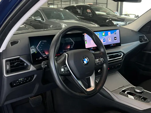BMW 3 Serie Touring 318i 2023 Benzine 7
